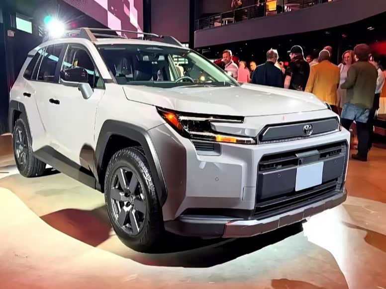 全新2026款丰田RAV4荣放来袭!三种外观风格都很帅_车家号_发现车生活_汽车之家