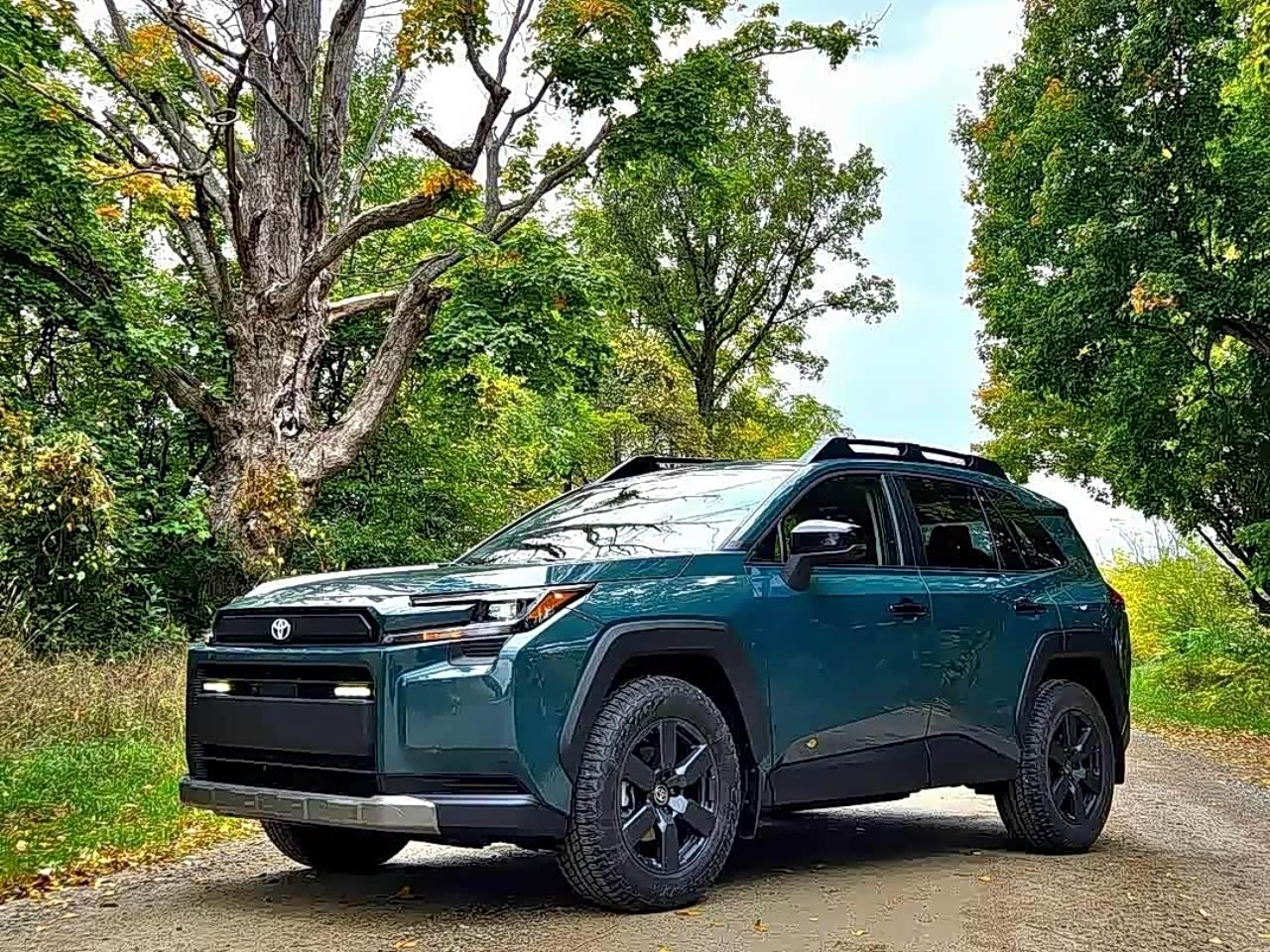 RAV4 Woodland版曝光,插混续航100km,越野套件拉满_车家号_发现车生活_汽车之家