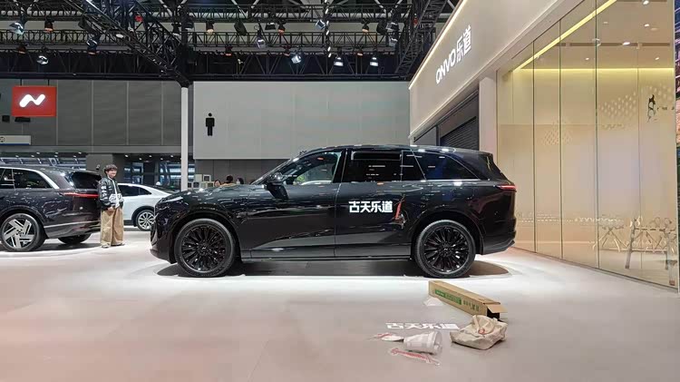 乐道L90黑骑士版 2025广州车展 旗舰车型_乐道l90