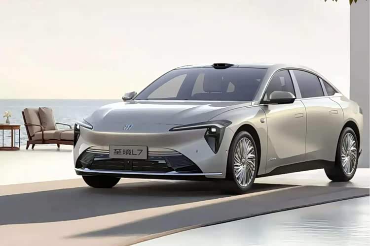 别克至境L7，剑指新能源第一阵营，兼顾国内外市场新征程