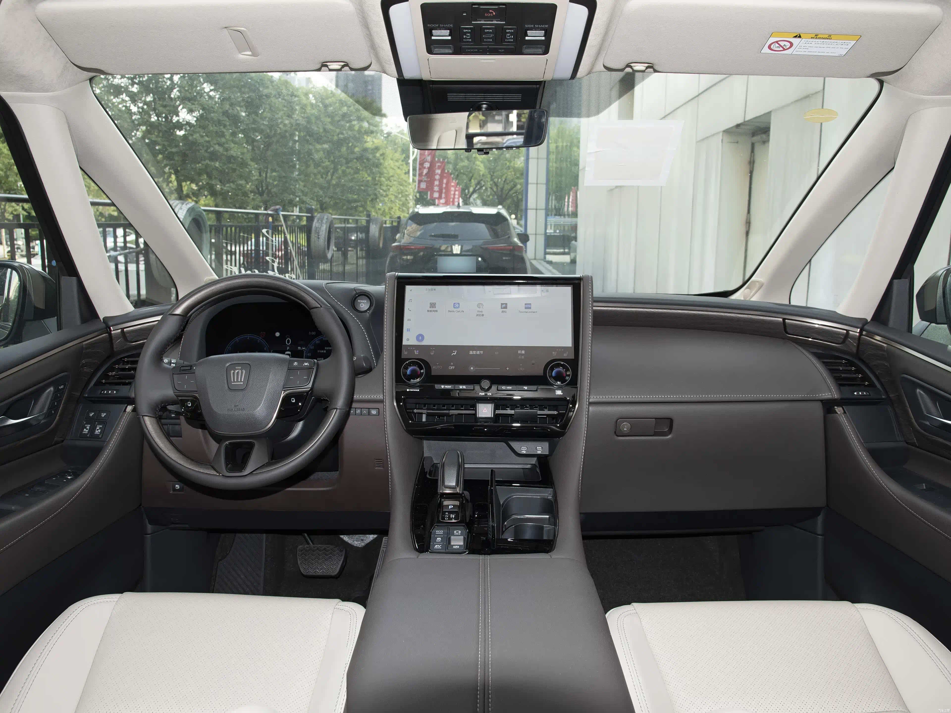 同是90万MPV,埃尔法塞得下婴儿车,威尔法却连后门都难进?_车家号_发现车生活_汽车之家