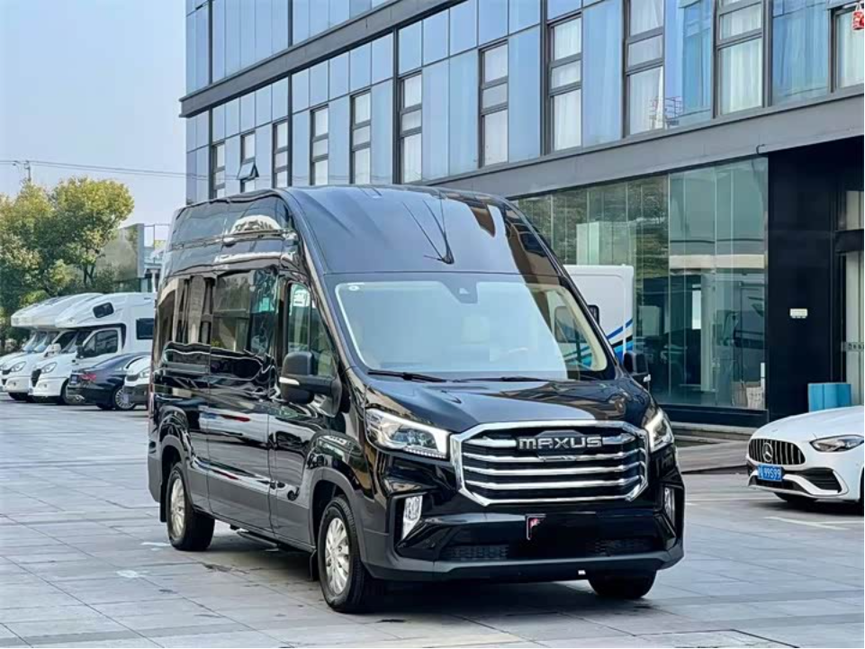 上汽大通V90长轴高顶版，大空间的商务车，蓝牌C照巨无霸款_车家号_发现车生活_汽车之家