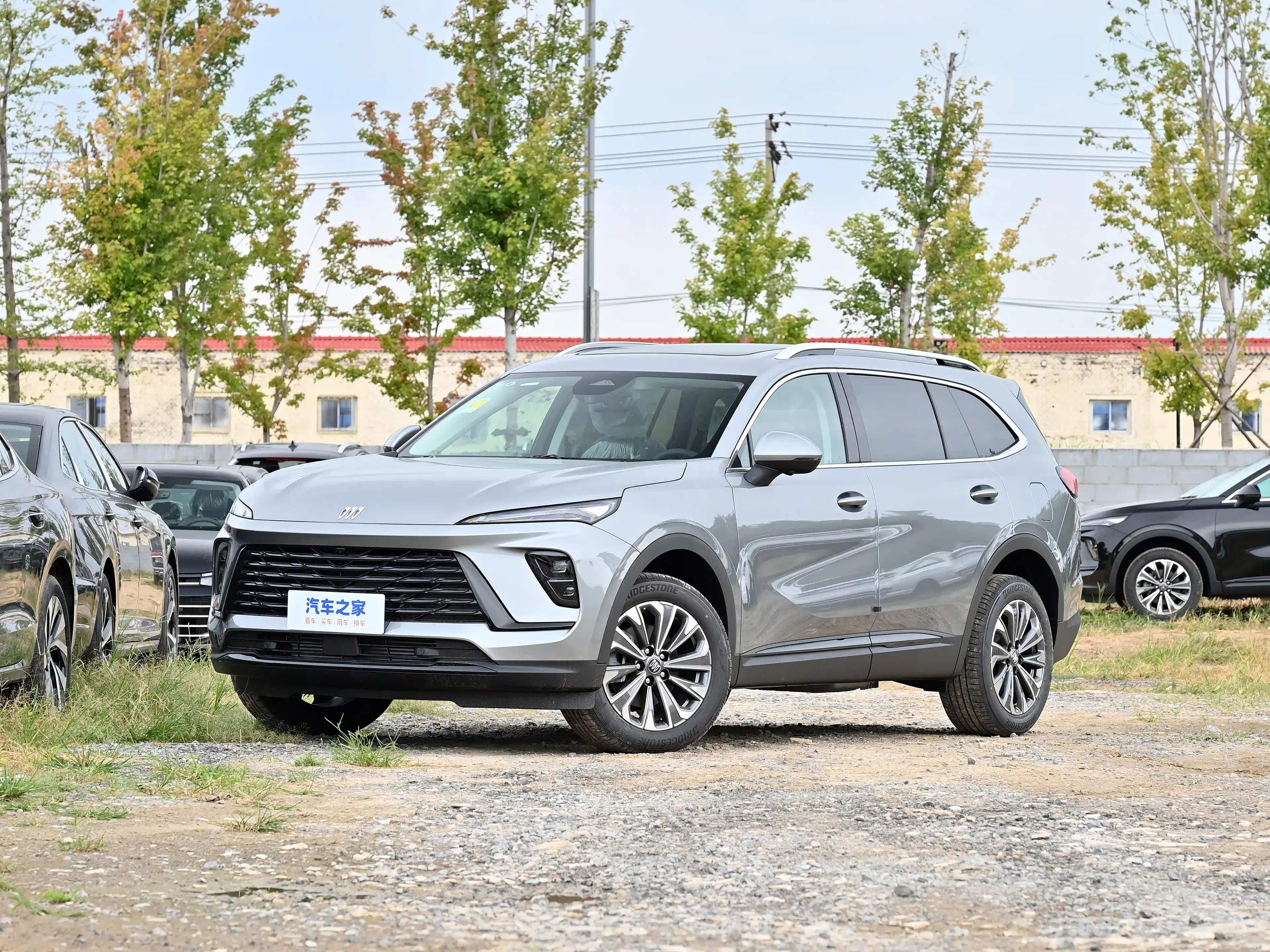 20万买SUV，237马力+30寸大屏真香，德系双雄怎么选？_车家号_发现车生活_汽车之家