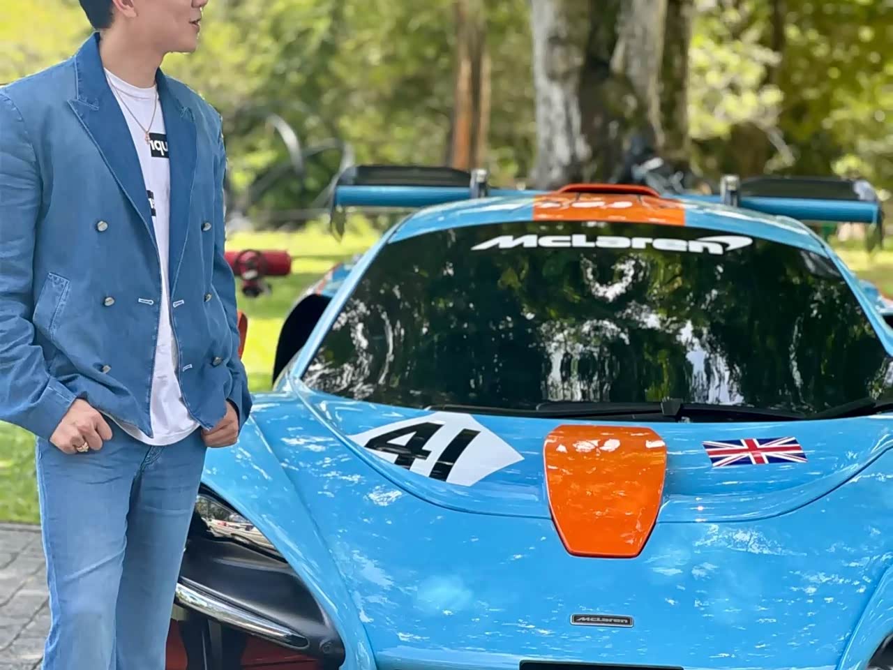 林俊杰开塞纳LM，新加坡唯一，车比别墅还贵，仅产了20辆_车家号_汽车之家