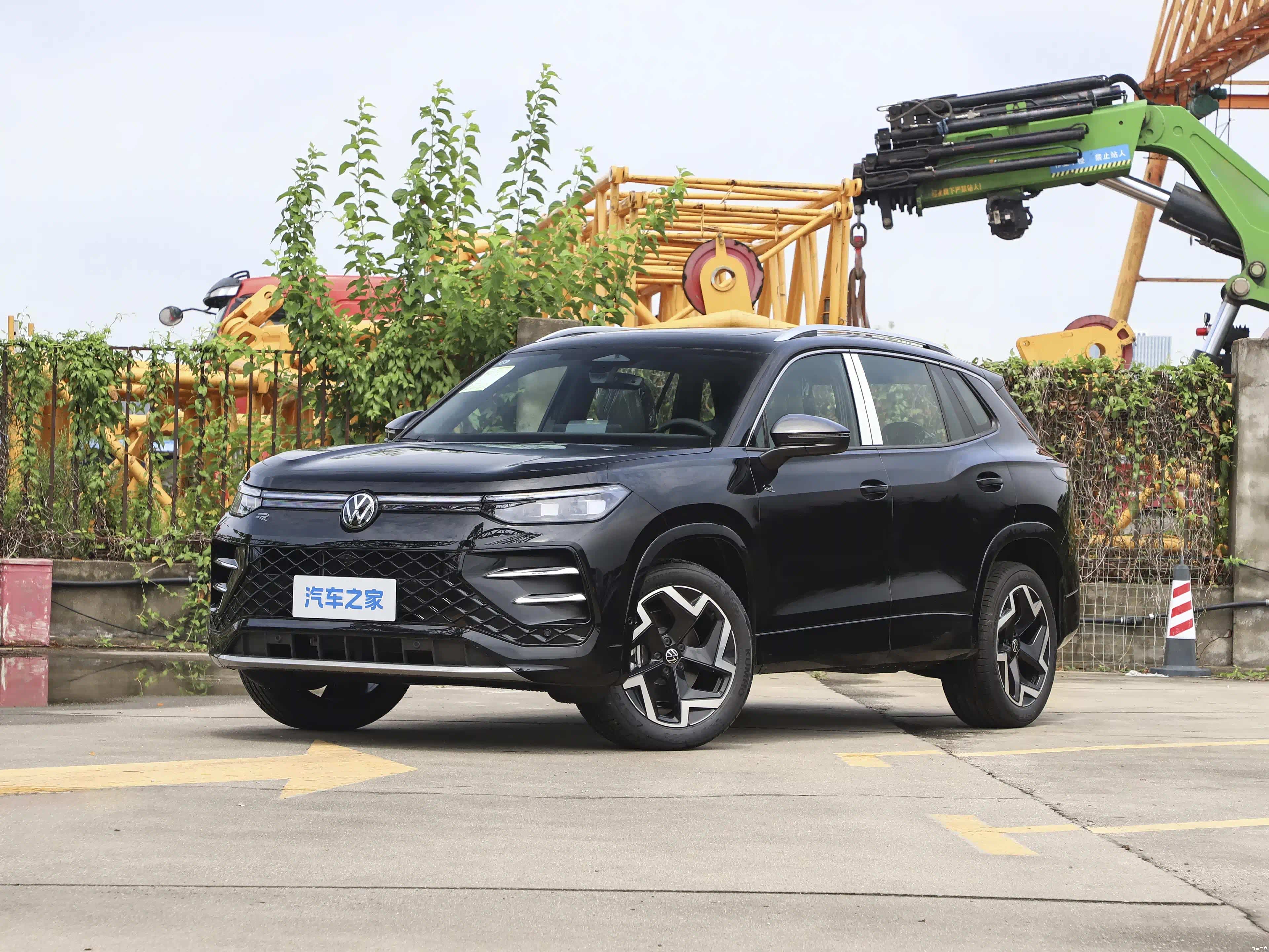 20万买SUV，237马力+30寸大屏真香，德系双雄怎么选？_车家号_发现车生活_汽车之家