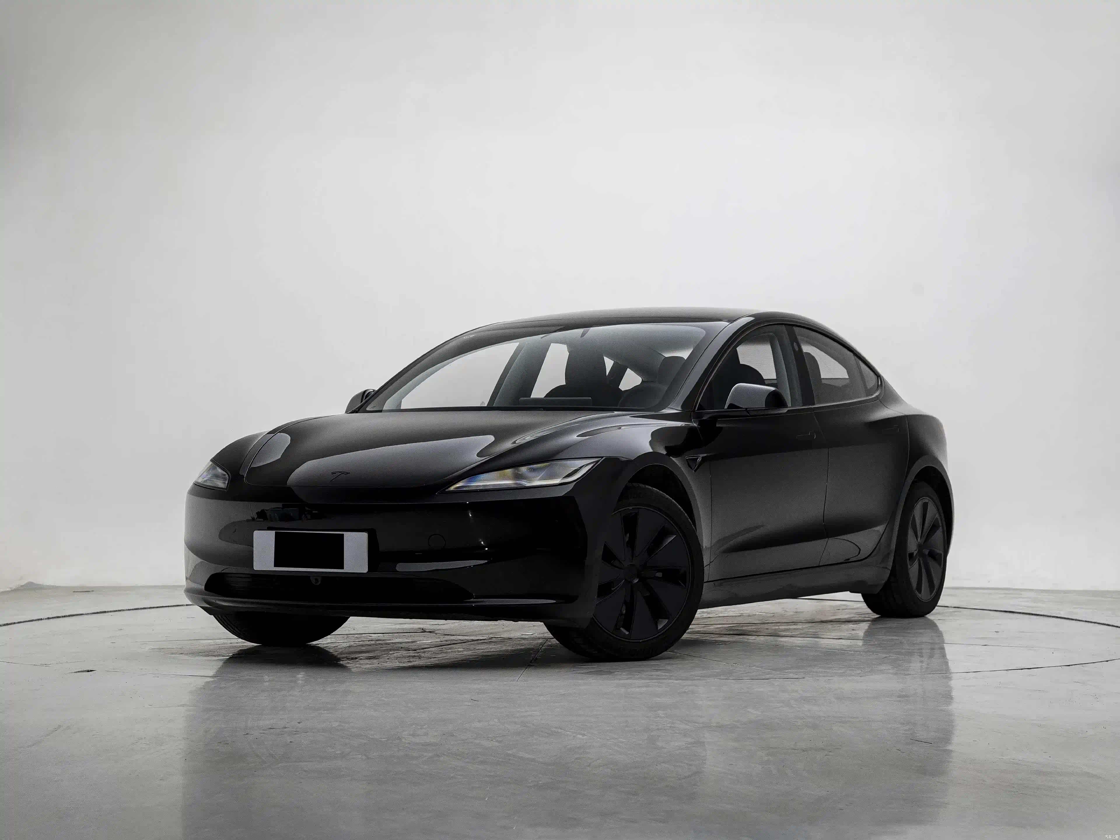 极氪001和Model 3双车对比,30万预算家庭闭眼选谁?_车家号_发现车生活_汽车之家