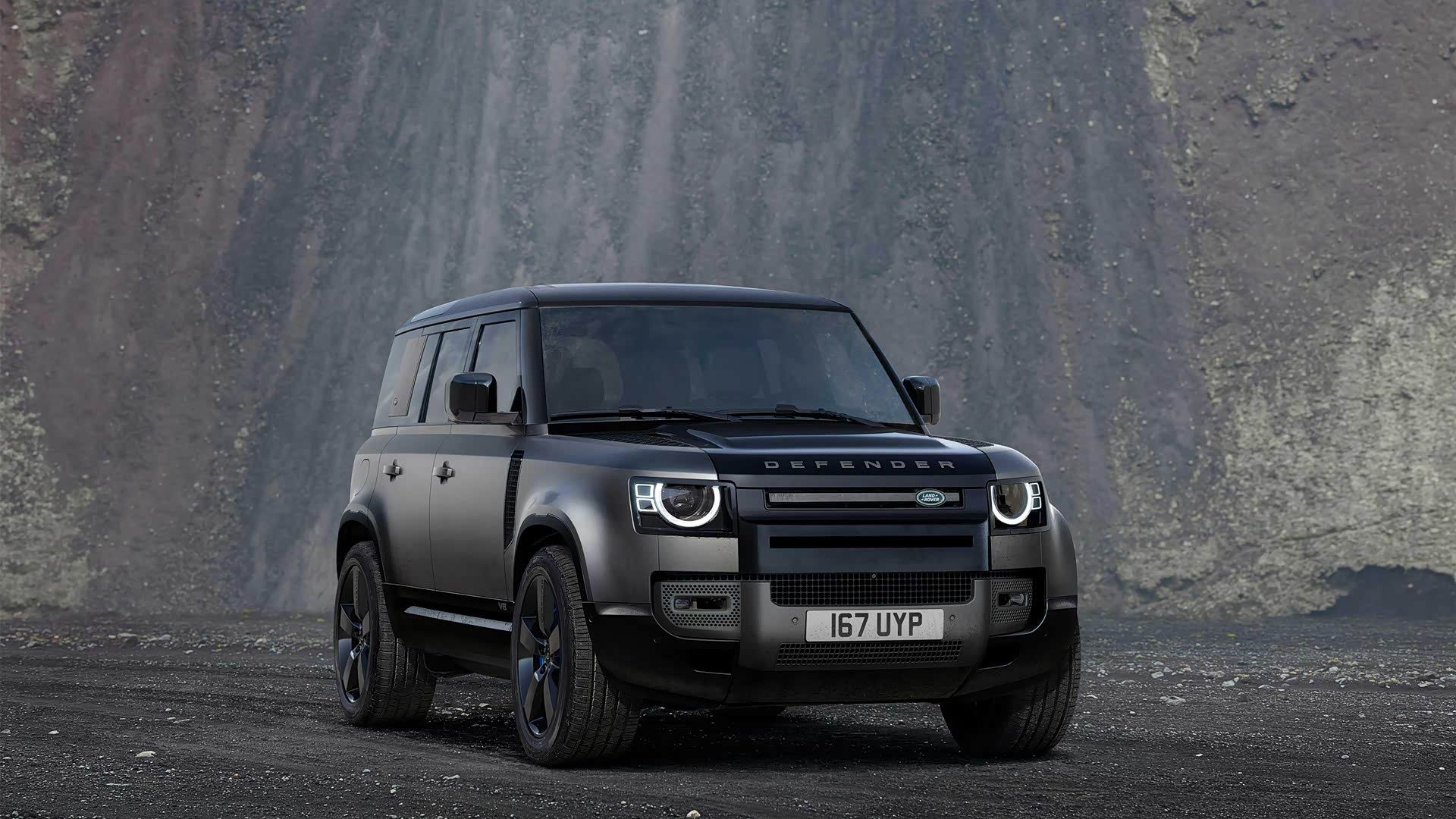 上半年新车回顾:外形时尚大气,路虎新款卫士110了解下