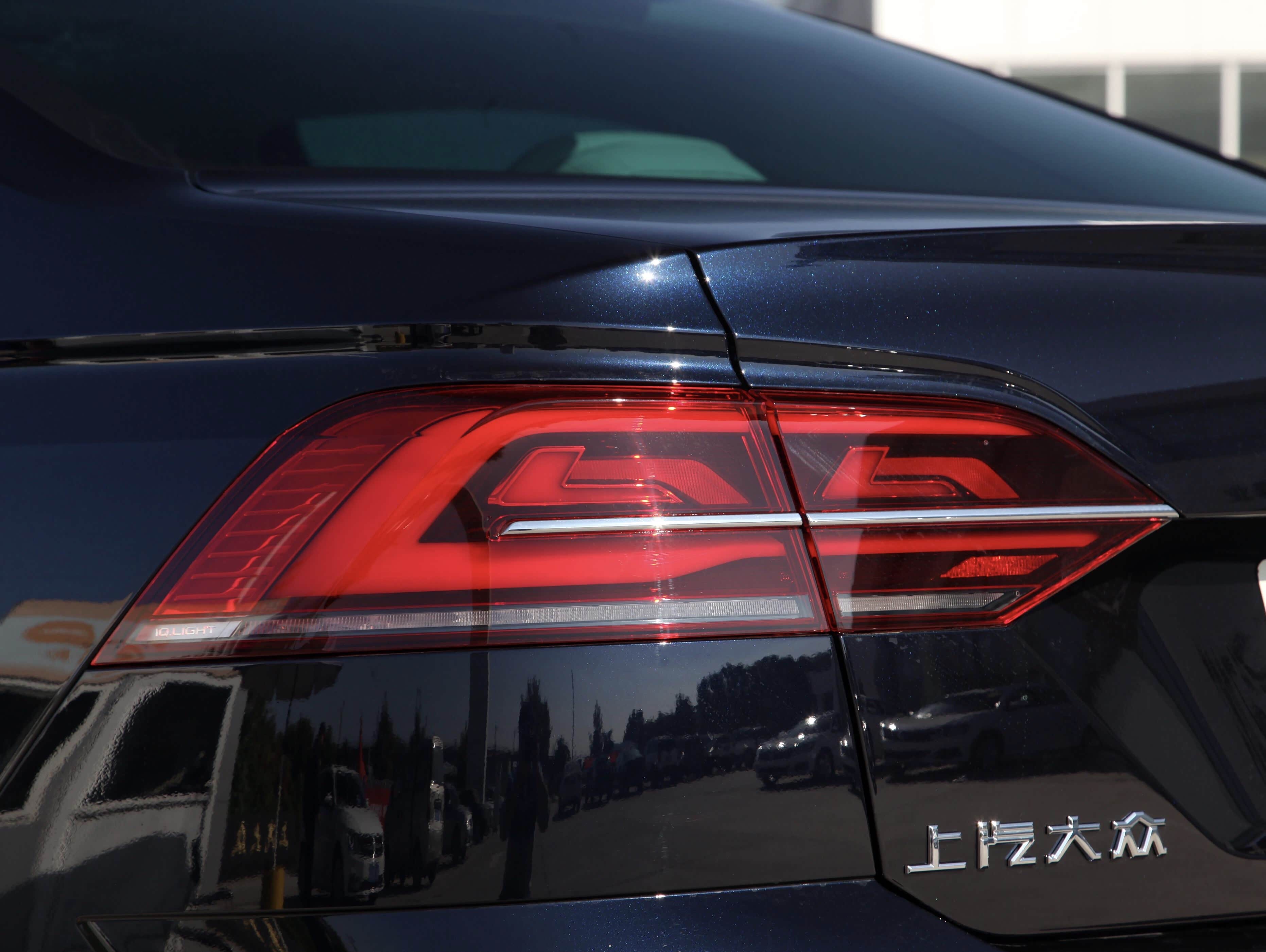 被冷落的德系好车,大众辉昂实车,综合实力不输奥迪a6l