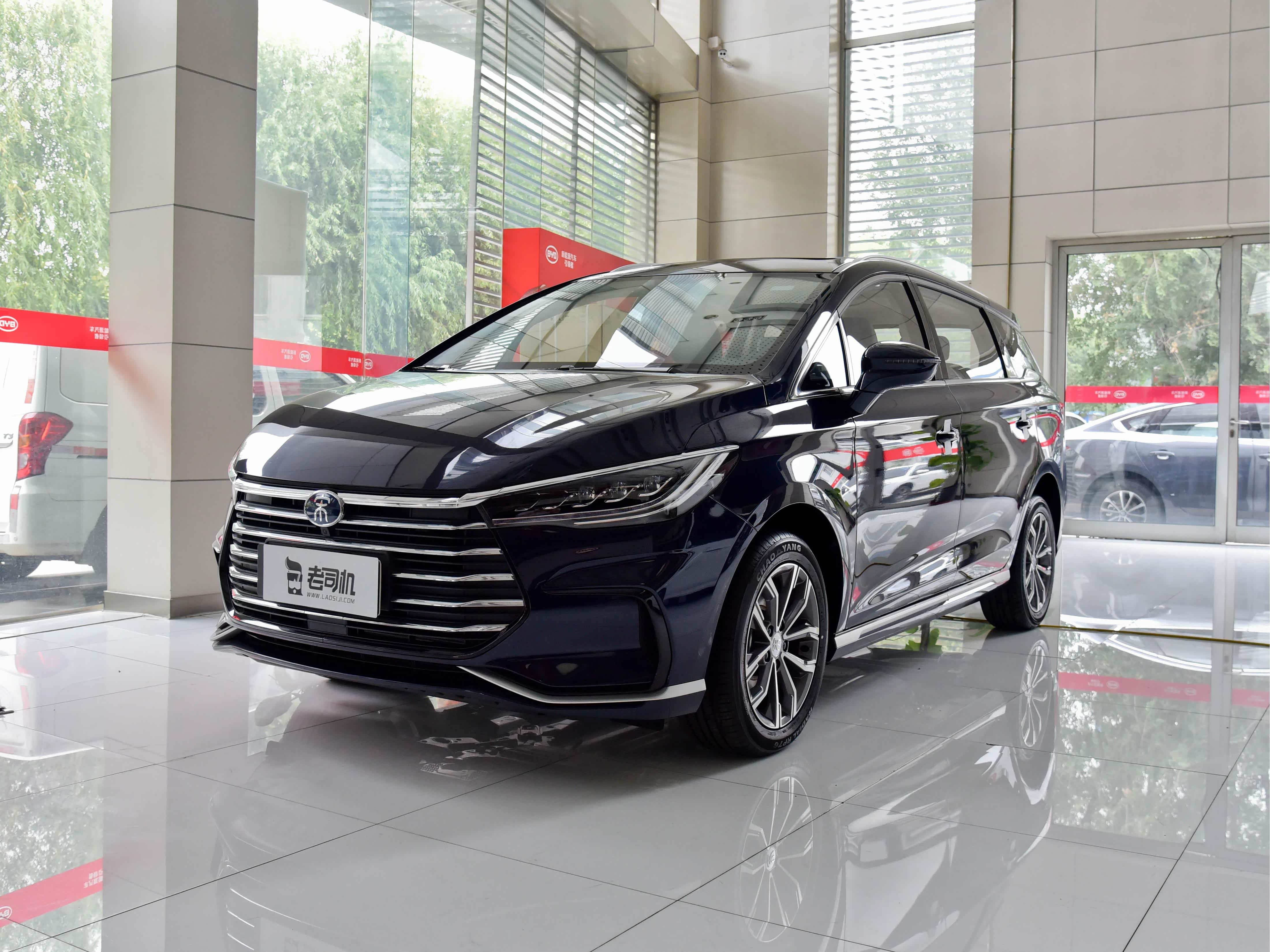 实惠省油大空间6座,高配低价的家用mpv,带你看比亚迪宋max