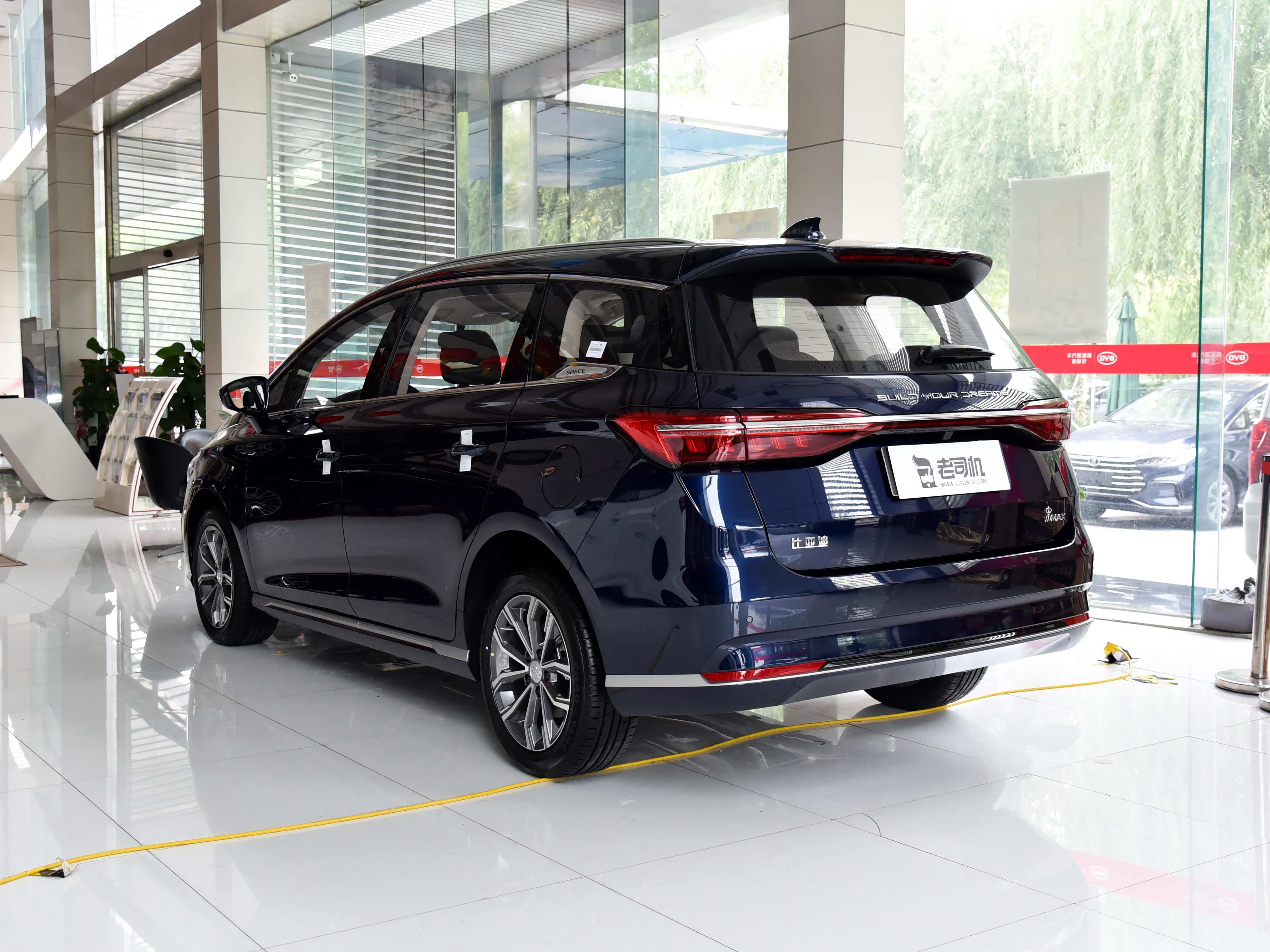 实惠省油大空间6座,高配低价的家用mpv,带你看比亚迪宋max