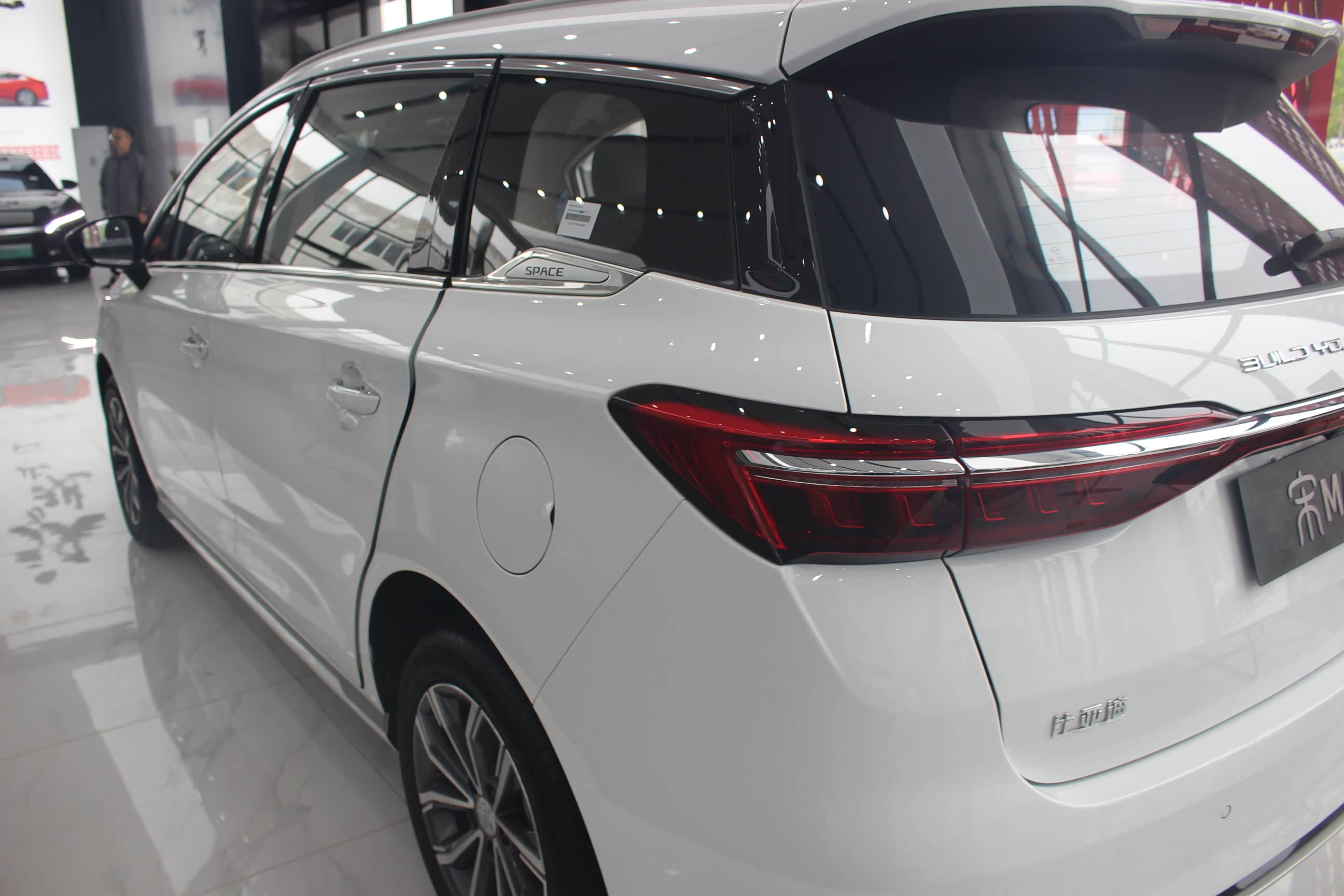 2021款比亚迪宋max到店,宜家又宜商,1.5t动力强劲,价格降了!