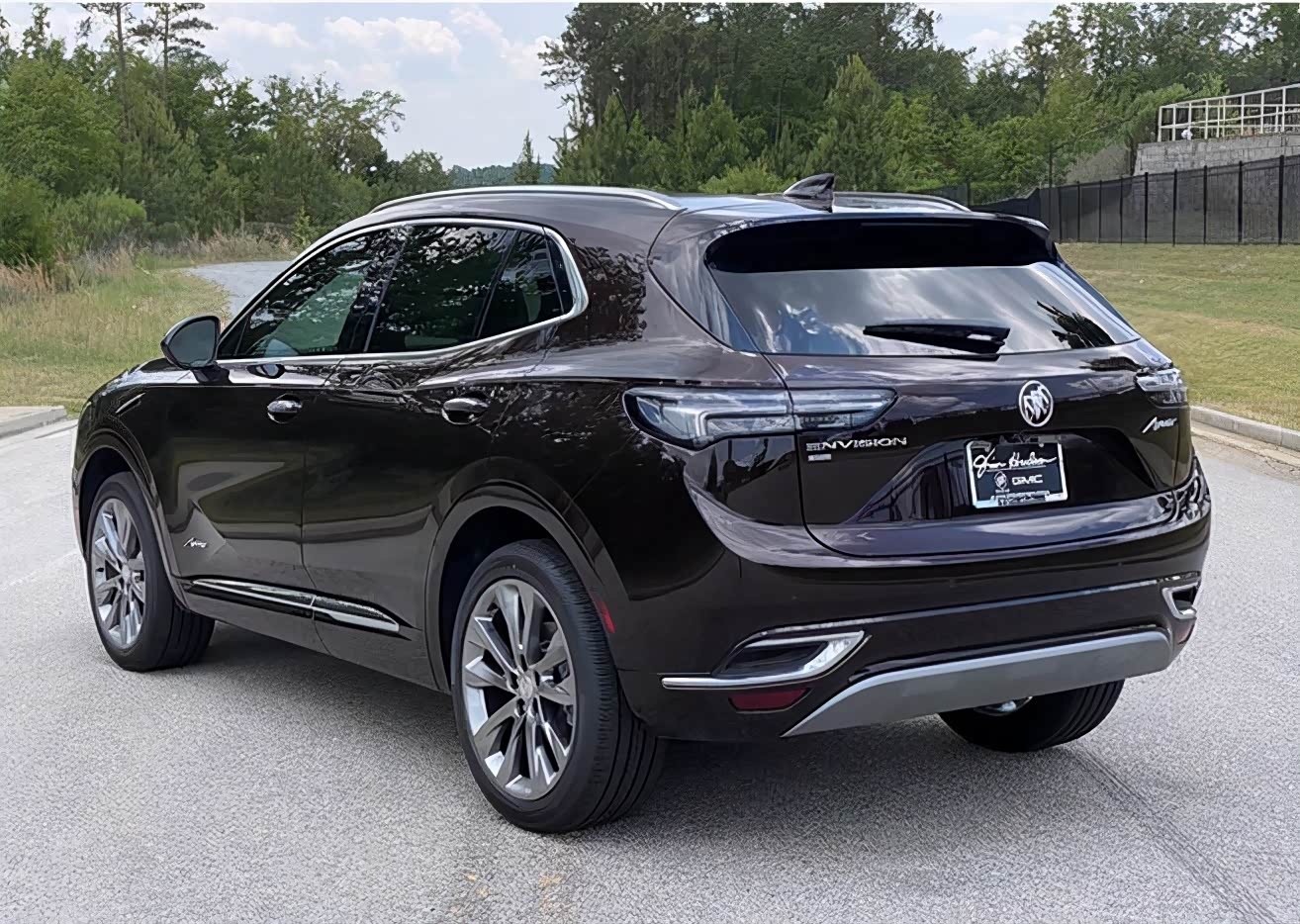 全新别克昂科威运动版海外实拍 搭载2.0t发动机