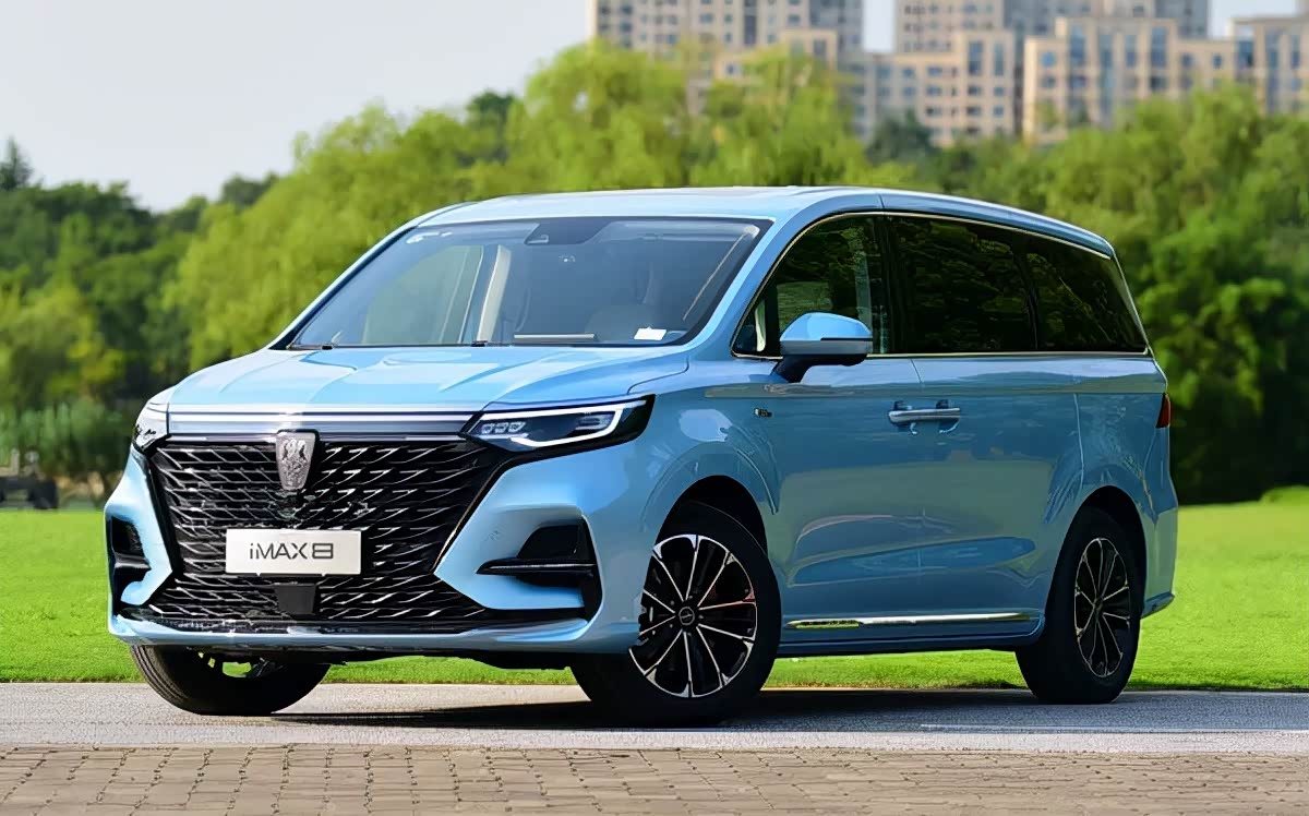 "大家庭"出行不方便?荣威imax8让全家一起欢乐出行