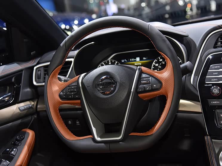 颜值配置小幅提升 实拍2019款日产西玛