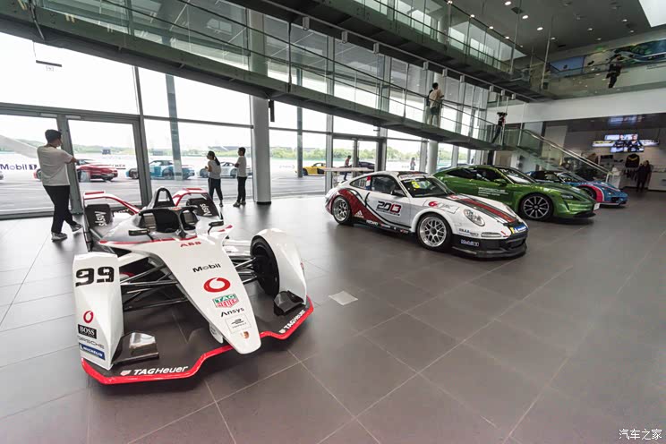 汇胜为亚洲保时捷卡雷拉杯冠名合作伙伴