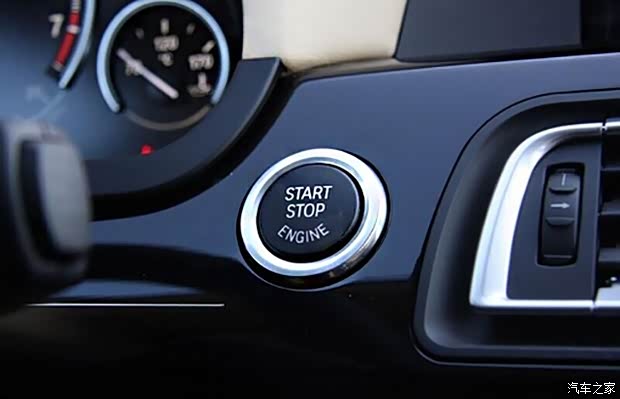 无钥匙启动钥匙没电了怎么开门 620x0_1_autohomecar__wKjBxFfQzKqAMTrXAAImGYF-rwo117.jpg