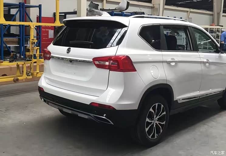 成都车展亮相东风风行sx5实车图曝光