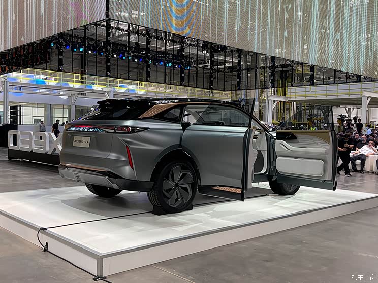 年底上市星途全新suvm38t白车身下线