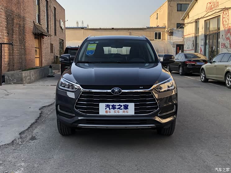 预售8万元起比亚迪宋经典版现已到店