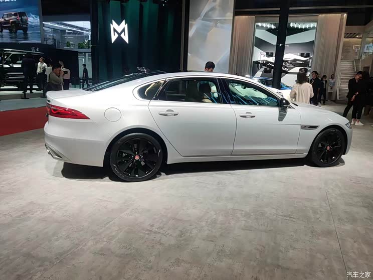 捷豹xfl2023款上市时间 744x0_1_autohomecar__CjIFVWQ-Z7GAHU_jAAgMJsQIEws24.jpeg