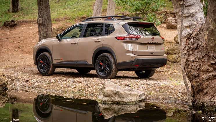 车身侧面换装了新样式的17英寸轮圈,并配备235/65 r17的越野轮胎.