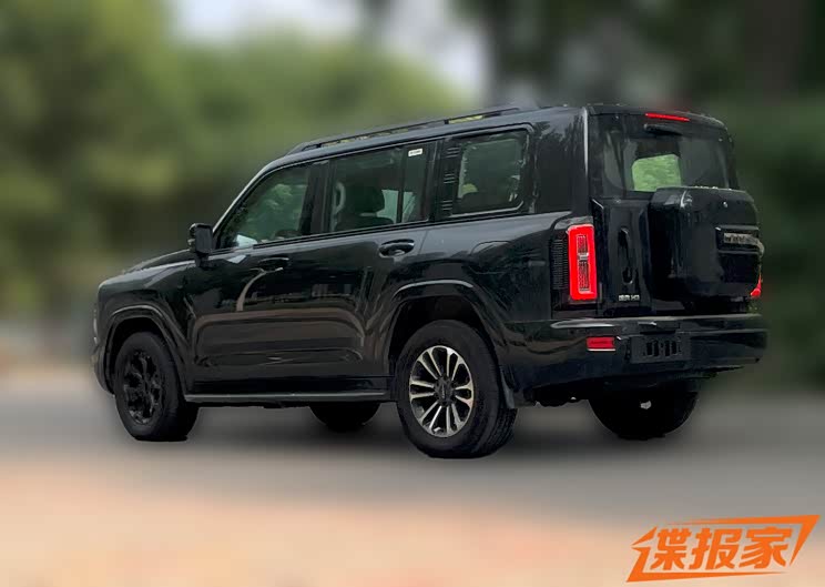 全新哈弗h9"方灯版"谍照_汽车之家