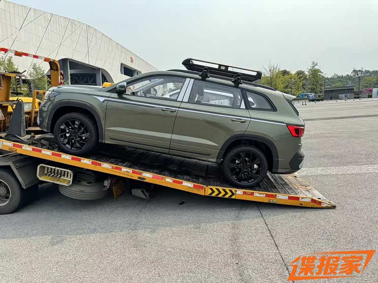 744x0_m814_autohomecar__ChxkPWbP7ViAYHWPAAcH7SYWtZs172.jpg