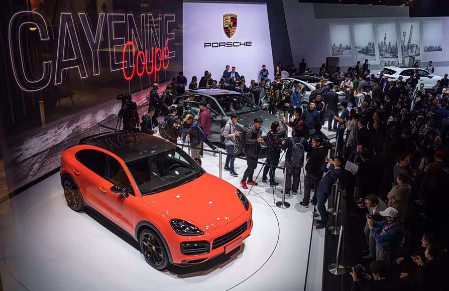 2019上海车展,你都因为大长腿错过了什么?(花絮集锦)