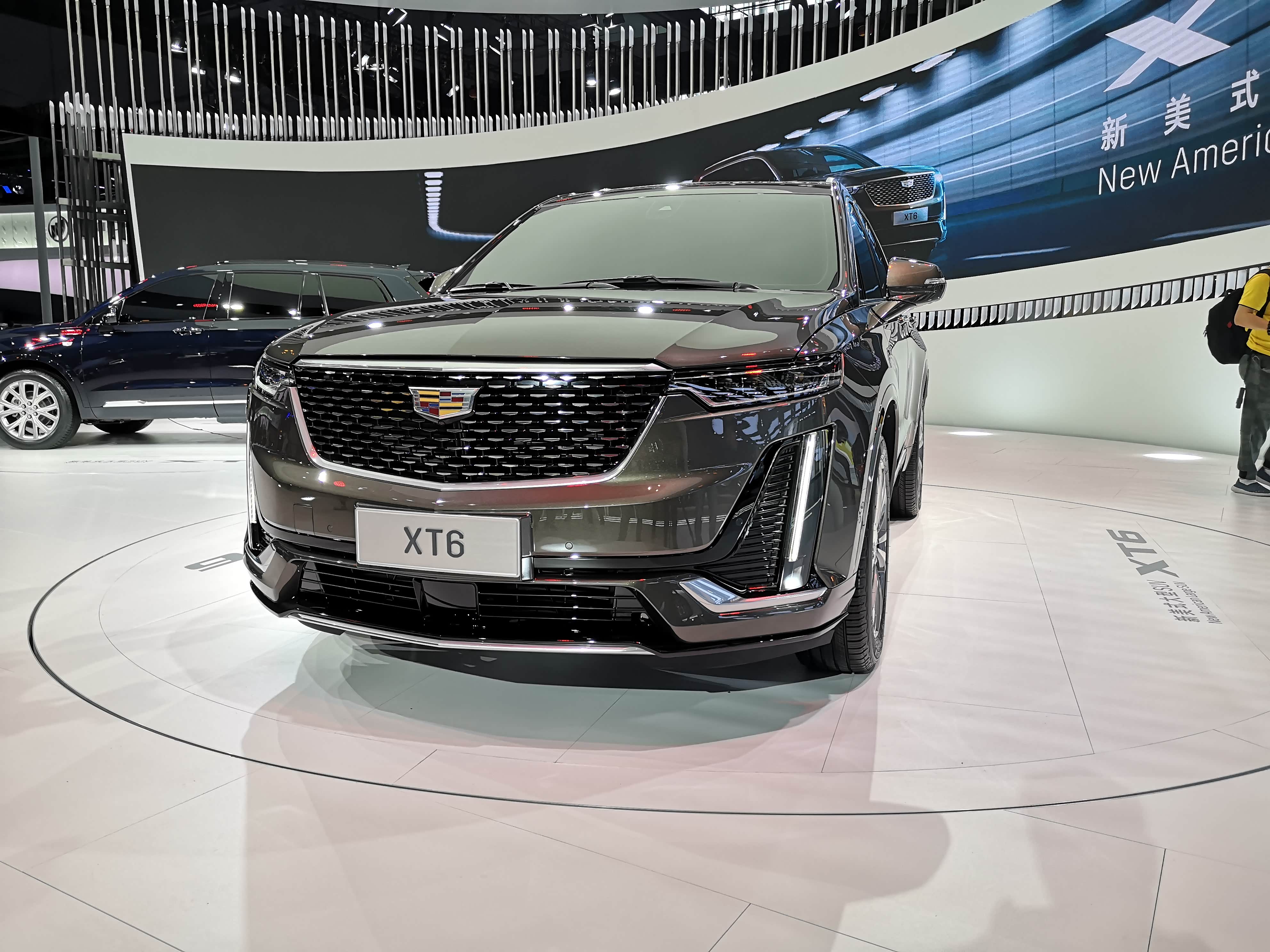 国产凯迪拉克xt6上海车展首发!对标沃尔沃xc90有胜算?