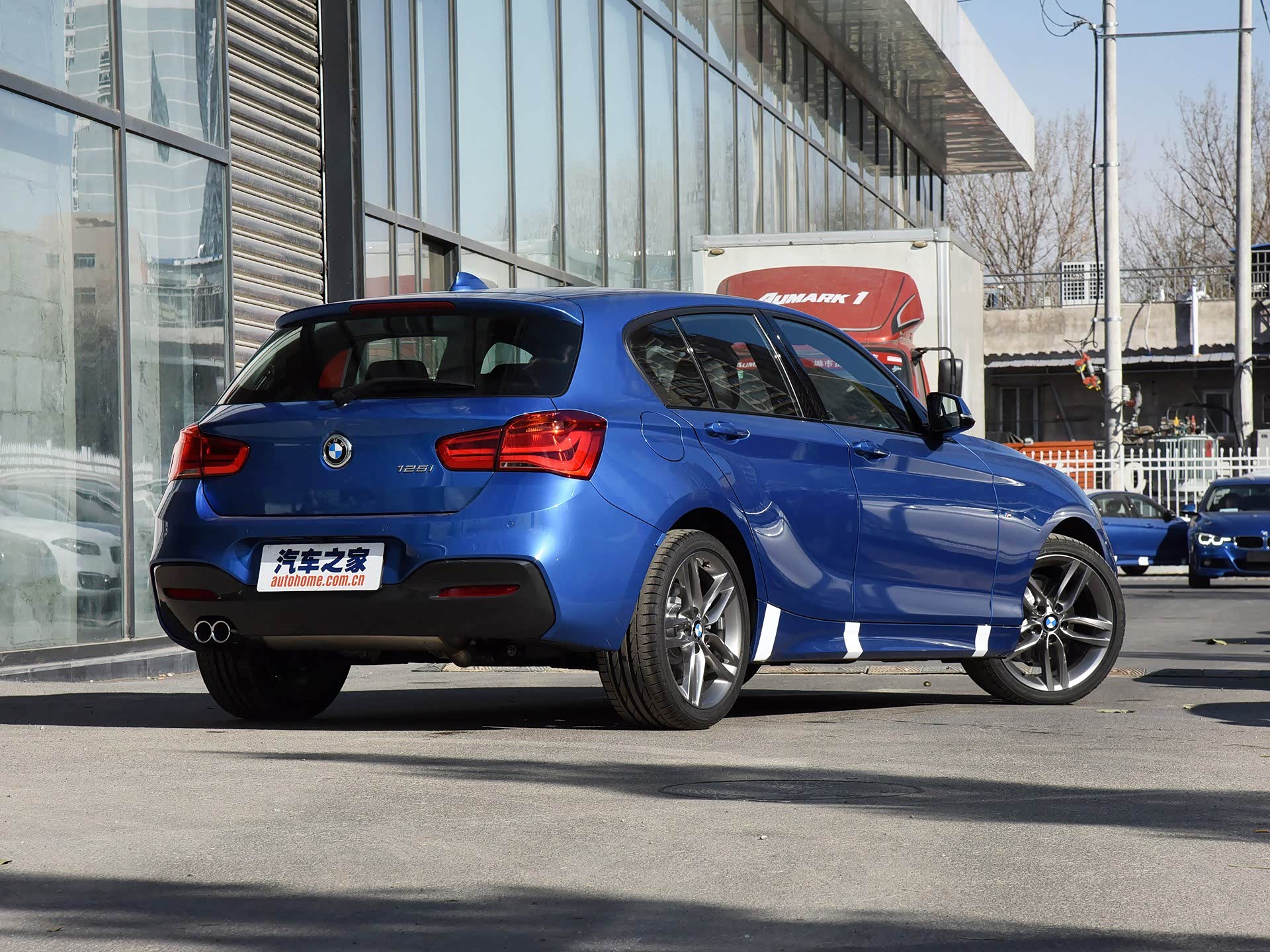 小马驹全新宝马1系官方曝光对比现款小马驹你变了