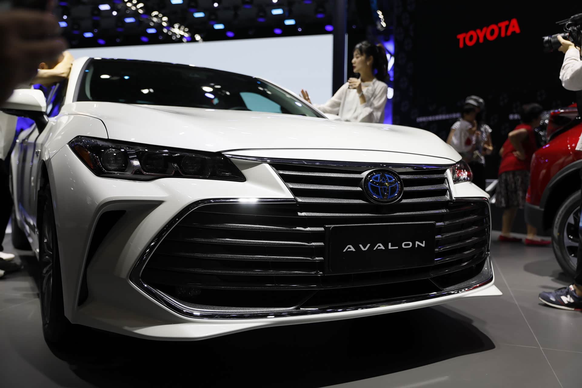 第五代丰田亚洲龙正式亮相广州车展