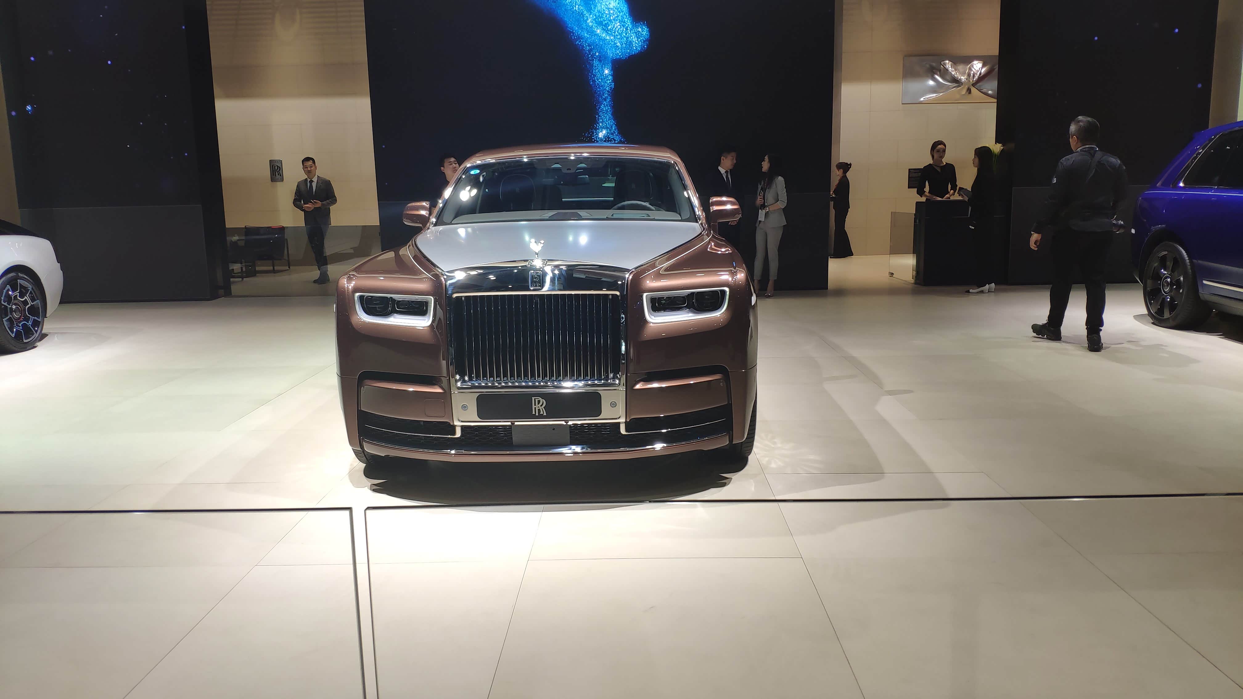 劳斯莱斯幻影长轴距版首次亮相上海车展