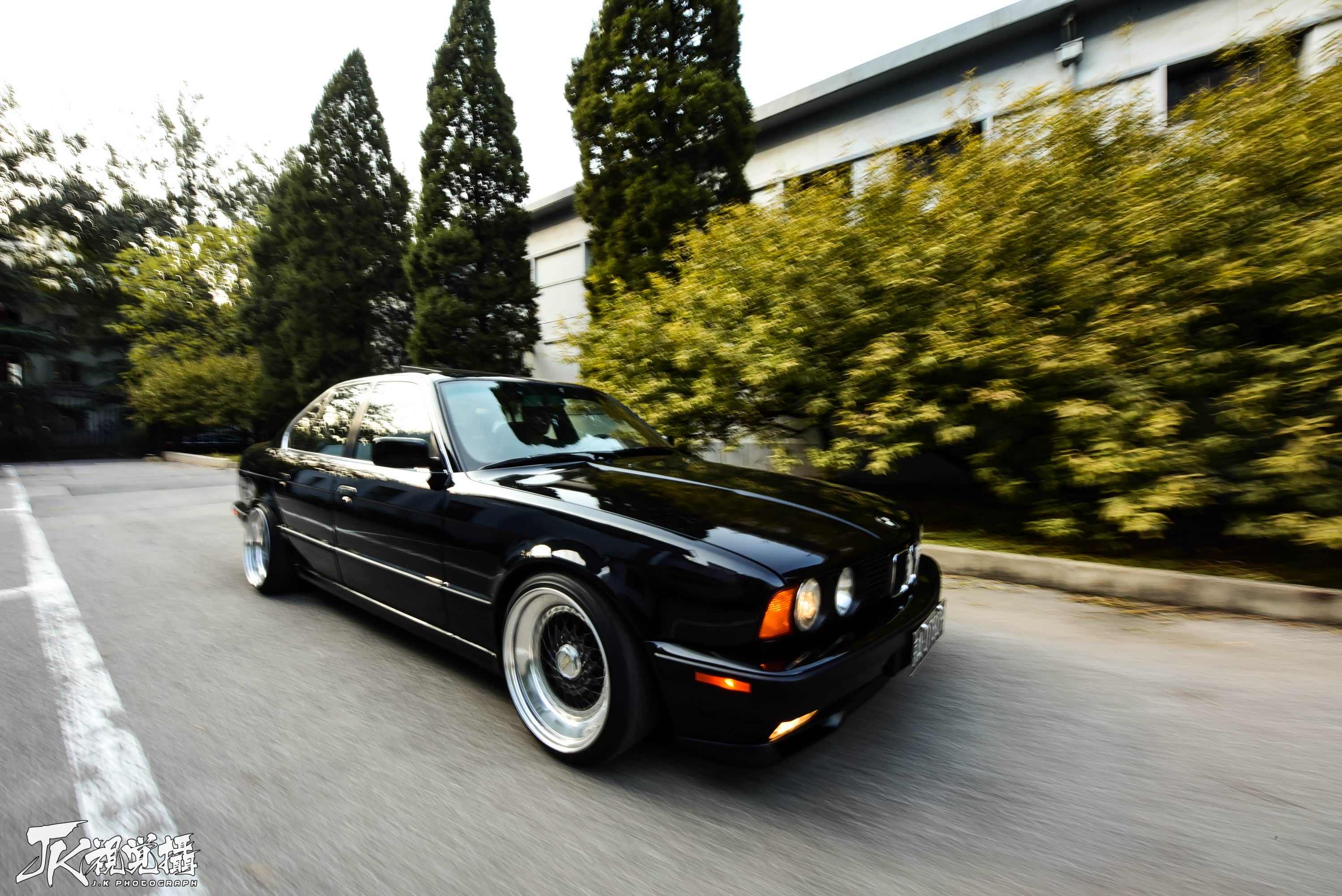 一台老宝马,完美诠释了"修旧如旧"