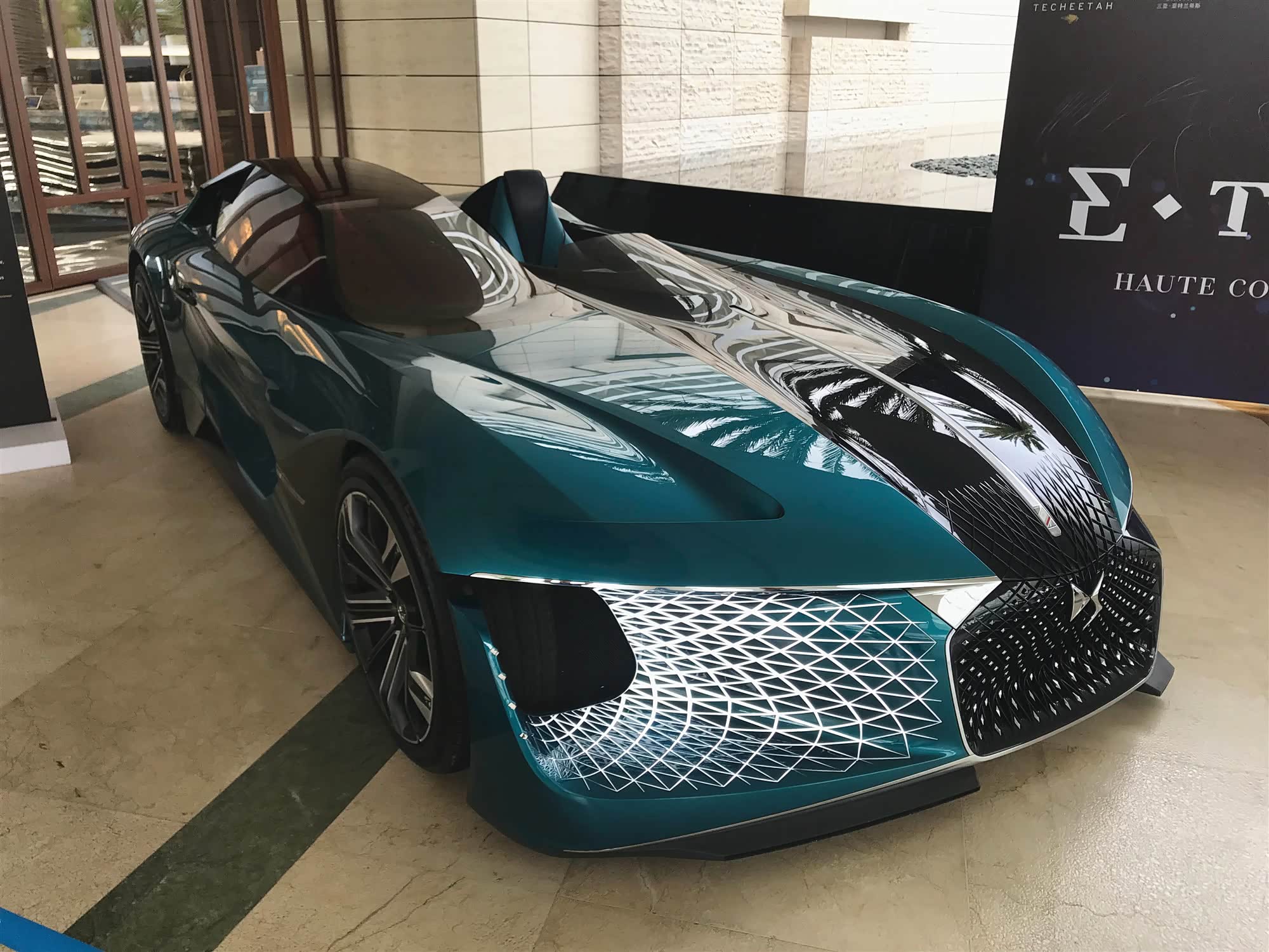 三亚实拍ds概念车,纯电1341马力,前脸非对称设计超帅!