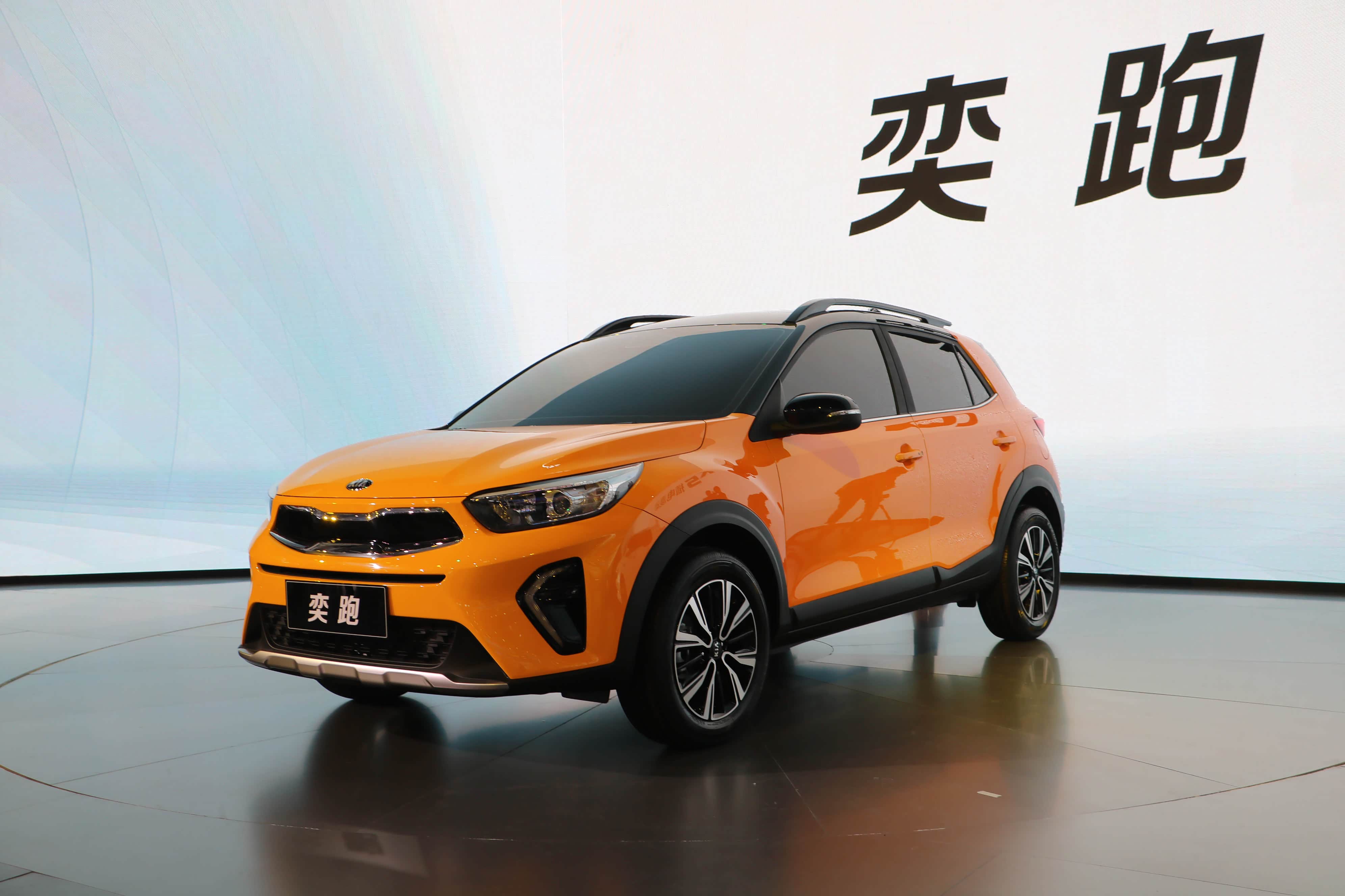 长安全新cs35率先亮相,下半年小型suv集体出动