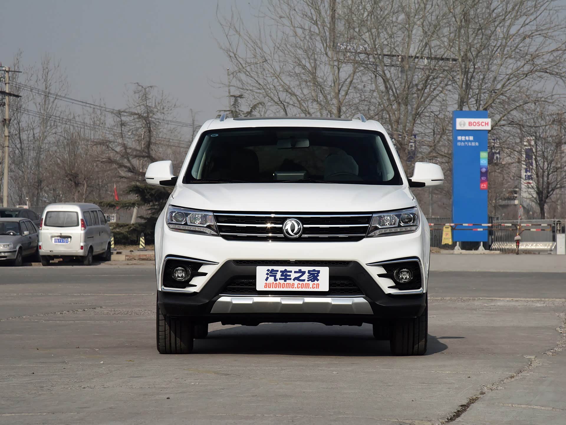 首付不到2万买景逸x5手动挡,春节前,贴息优惠超给力!