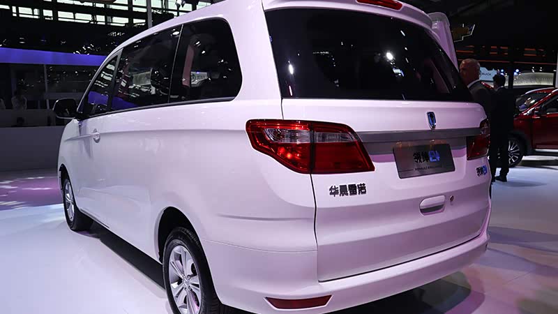 2018广州车展丨华晨雷诺金杯领坤ev全球首发亮相