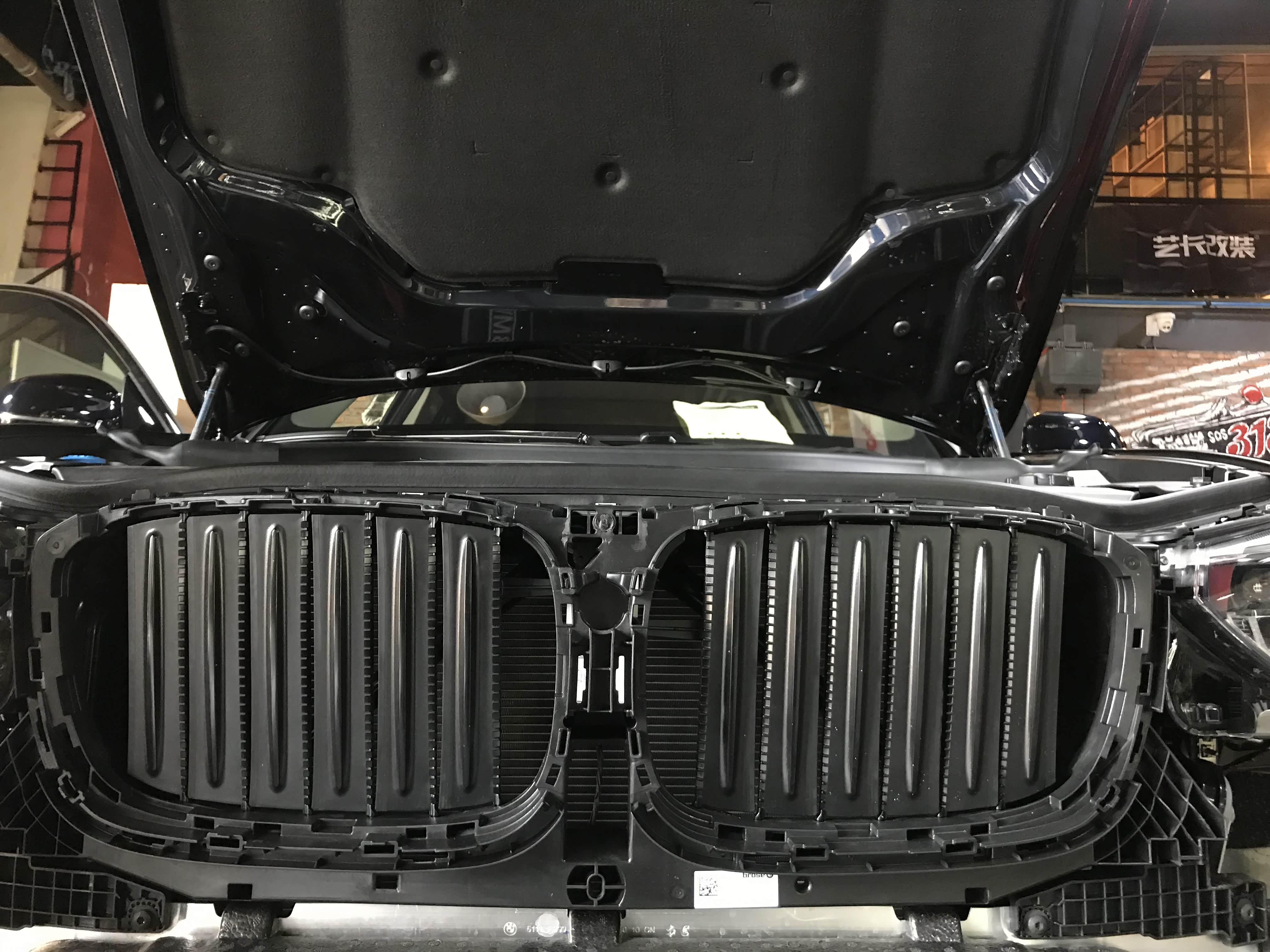 【实用和颜值可兼得】---新款宝马x3升级智能主动进气格栅