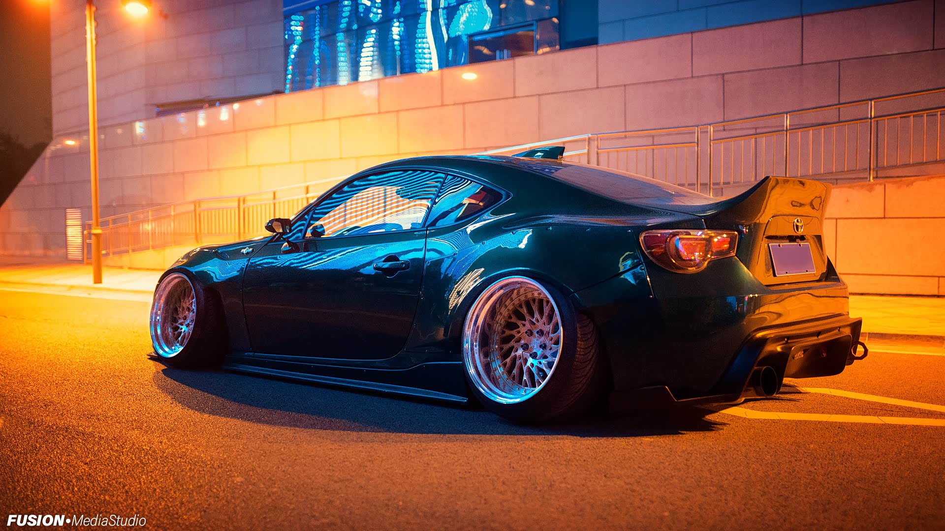 因为从小喜欢车而结识它,西安车友把竞技86改成低趴姿态大王!