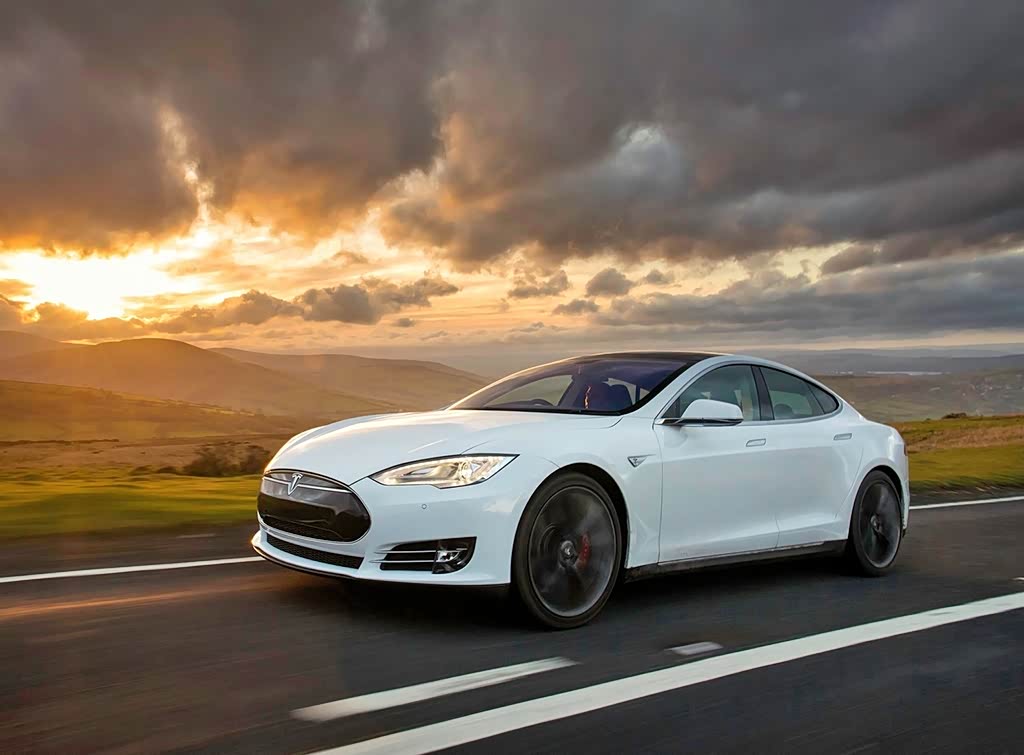 一不小心吓一跳苑叔聊特斯拉p100d