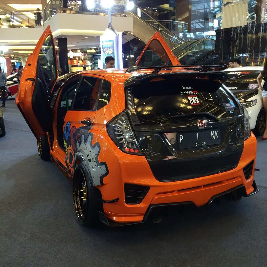 飞度gk5爆改宽体集锦,买了"本田超跑"不改装跟咸鱼有什么区别?