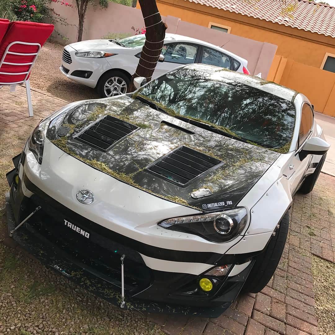 年少时中了"头文字d"的毒,长大后爆改丰田86,全家都怀疑他吸毒