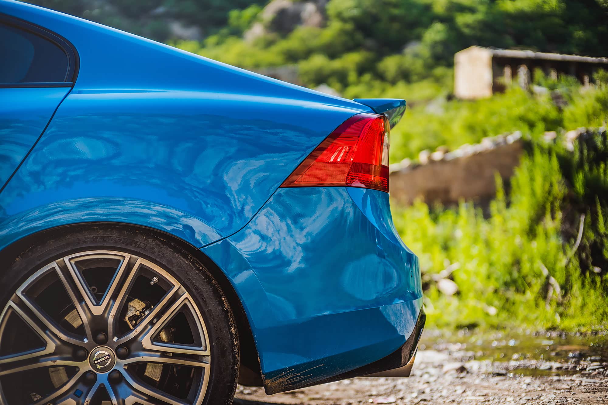 酷车闪耀的北极星试驾沃尔沃s60polestar