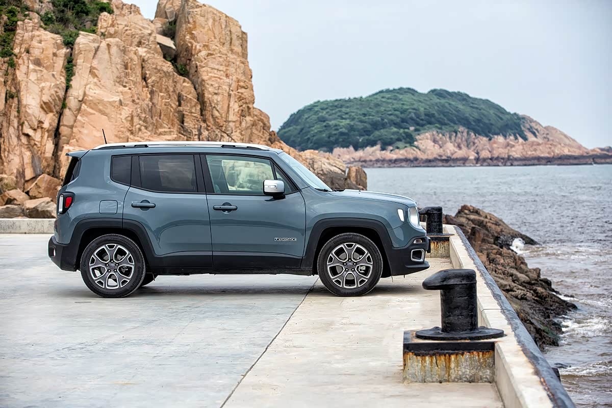 不羁的叛逆者——广汽菲克jeep自由侠