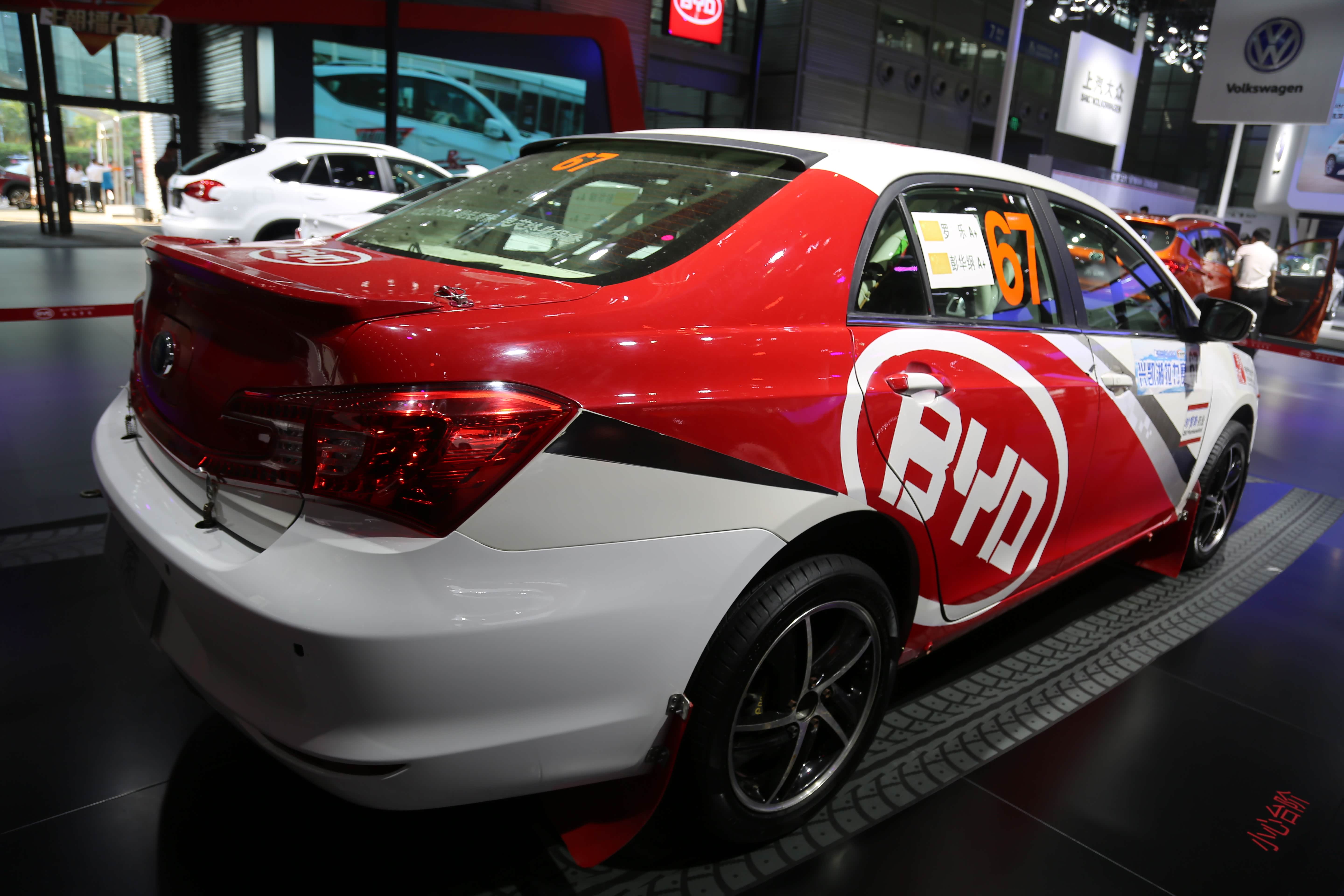 比亚迪秦67号赛车实拍,征战中国汽车拉力锦标赛车型!