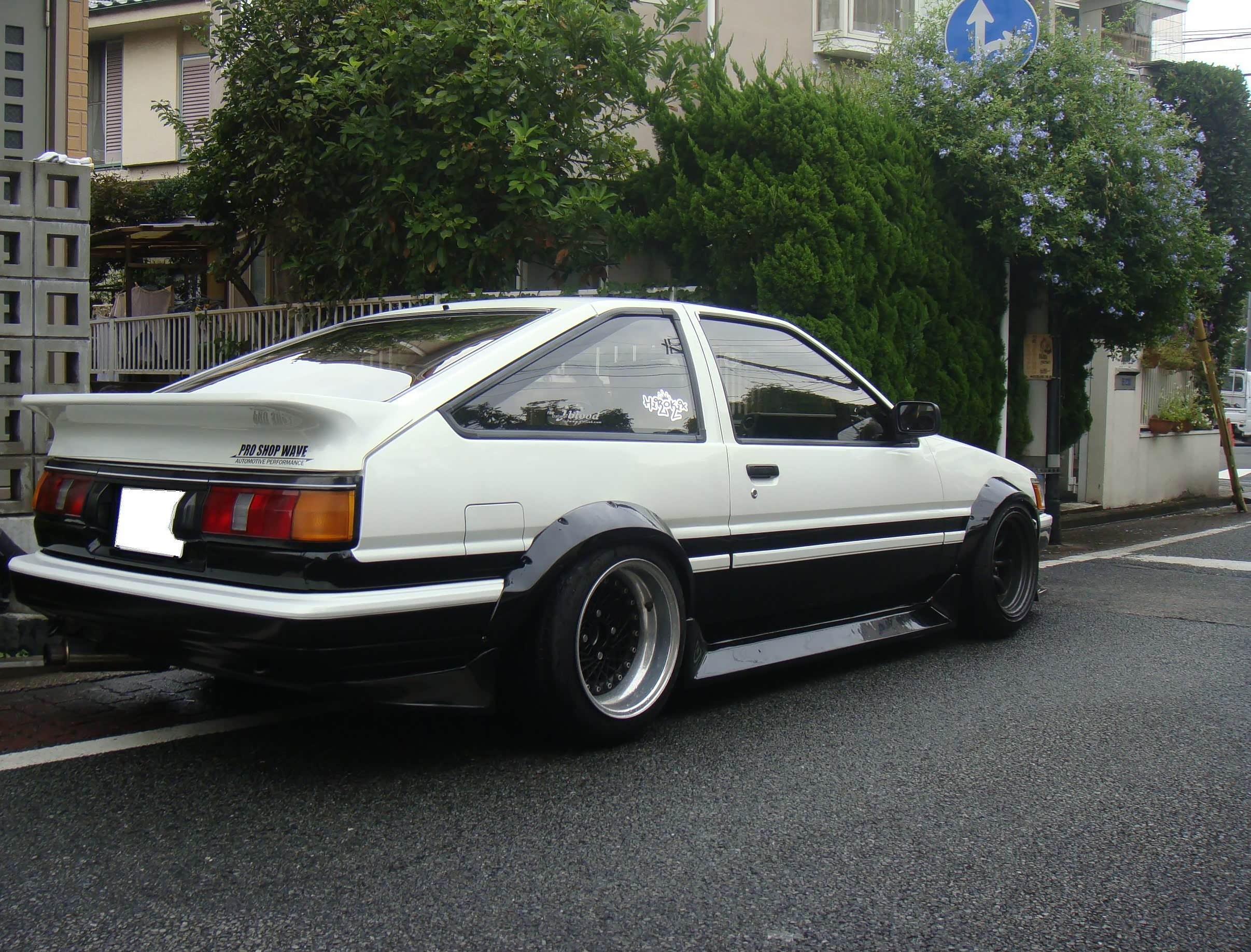 本田 b16b  本田b系列引擎,拥有最为著名的vtec可变正时技术