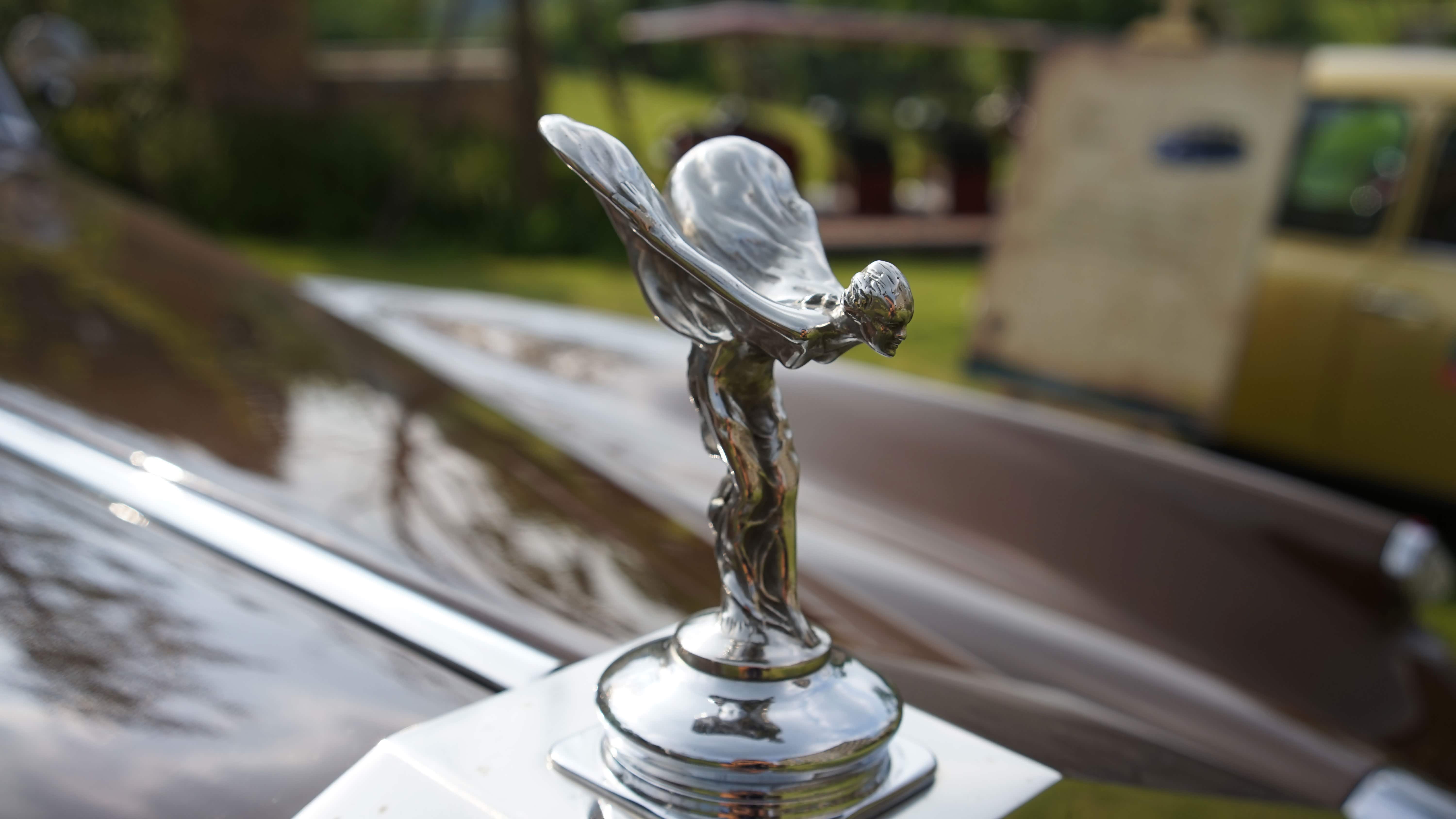 劳斯莱斯银云老爷车鉴赏