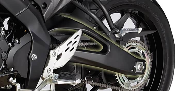 雅马哈轻型摩托车雅马哈r15街车版