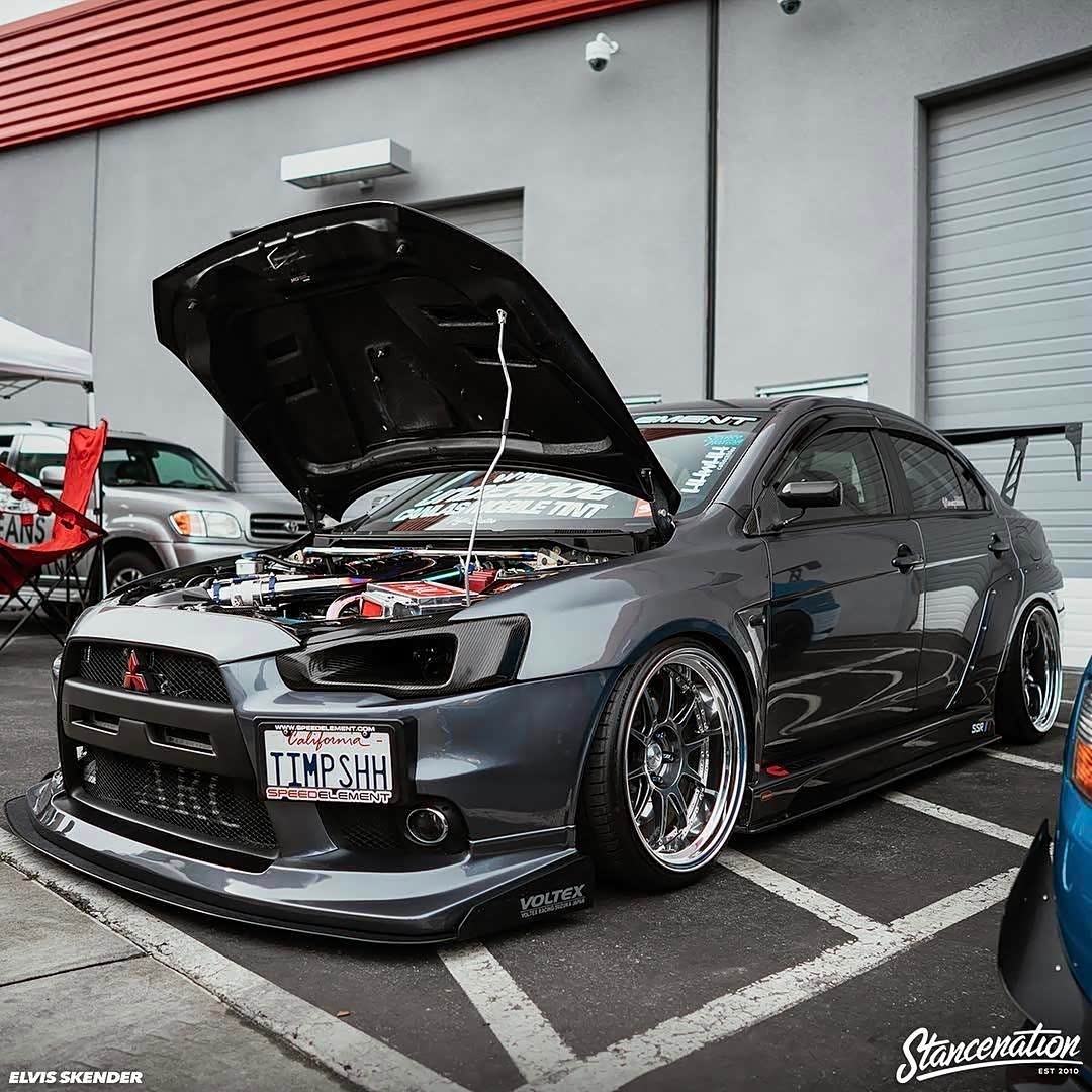 三菱evo Ⅹ爆改氮气加速,变身"独眼龙"才是街霸最帅的样子!