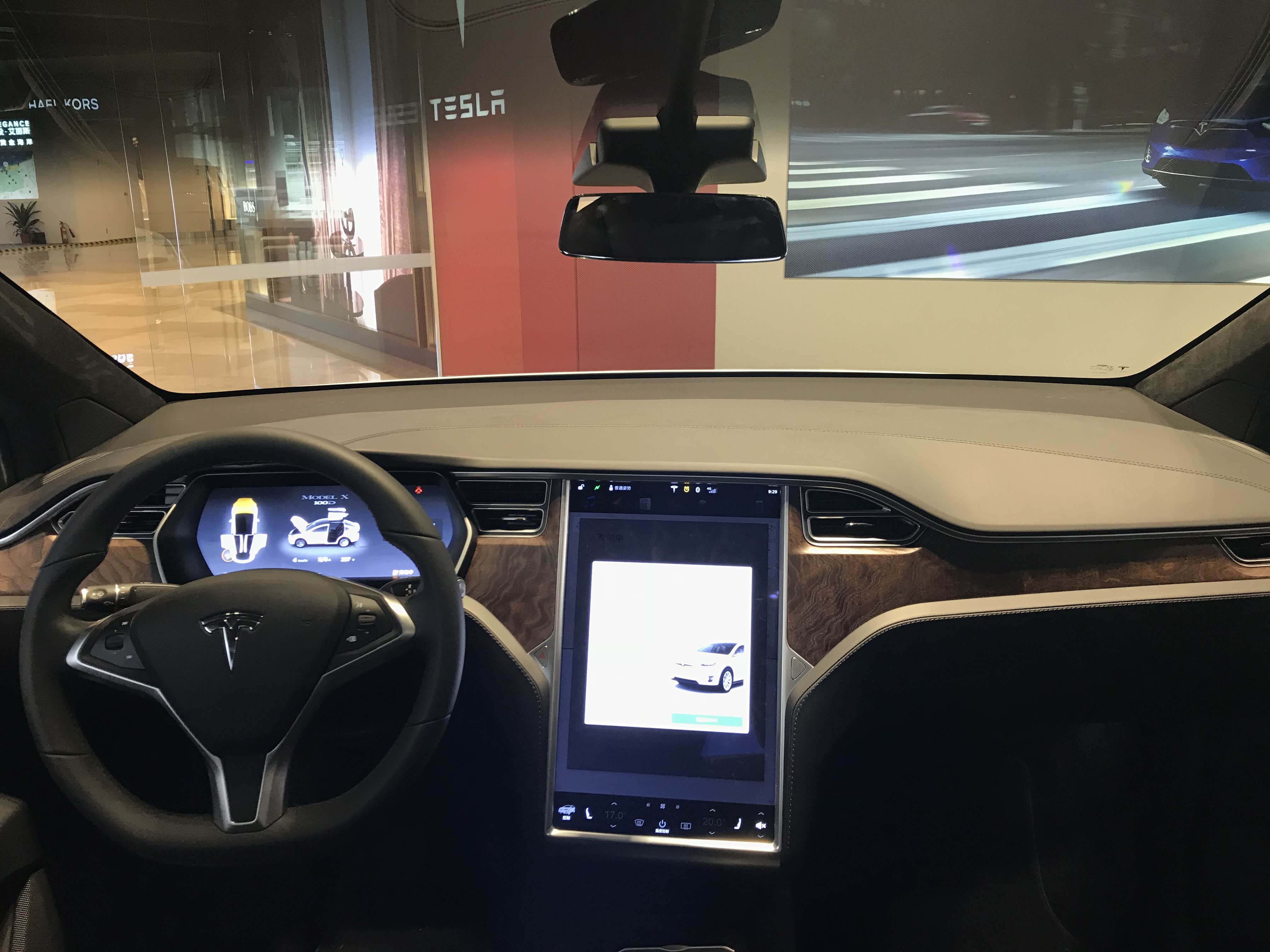 体验特斯拉model x — 扮猪吃老虎篇